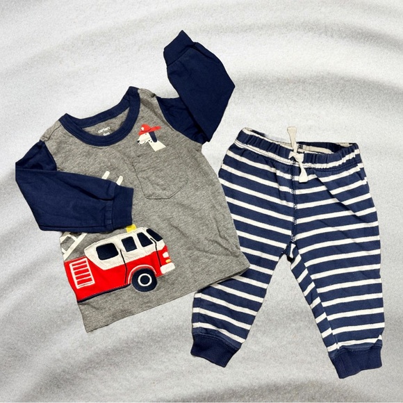 Carter’s Baby Boy Set Fire Truck Shirt with Striped Joggers Outfit Size 9 Months - Picture 1 of 7